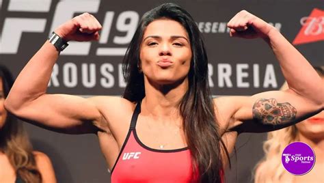 Claudia Gadelha Biography